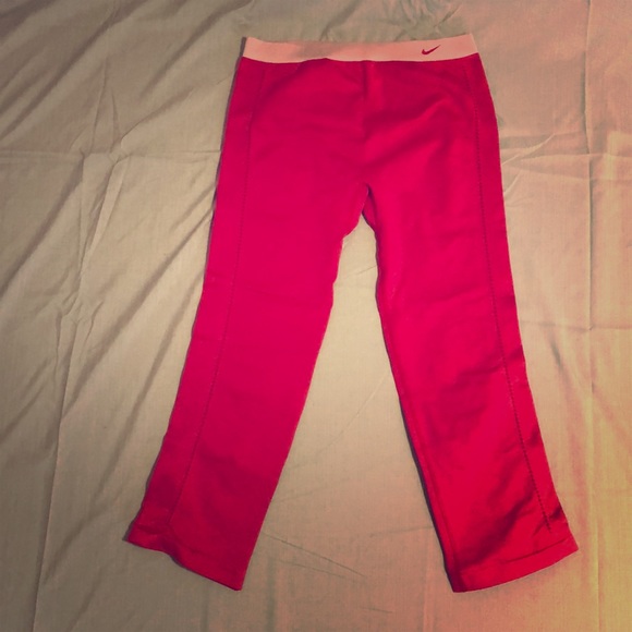Nike Active Dry Fit Capri Pink Pants Size Medium - Picture 1 of 7